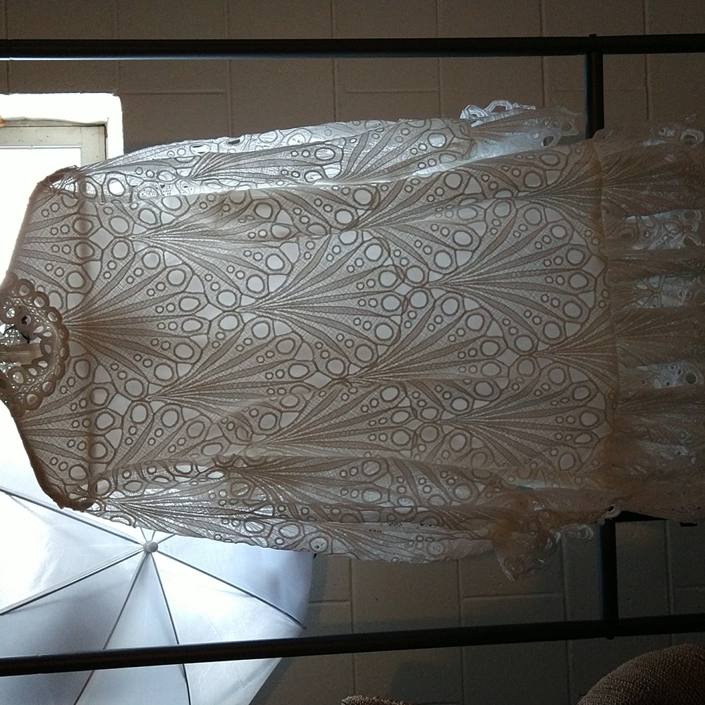 Elegant White Lace Dress